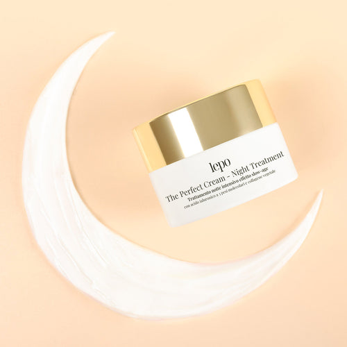 THE PERFECT CREAM – NIGHT TREATMENT Trattamento notte intensivo effetto slow-age con acido ialuronico a 3 pesi molecolari e collagene vegetale